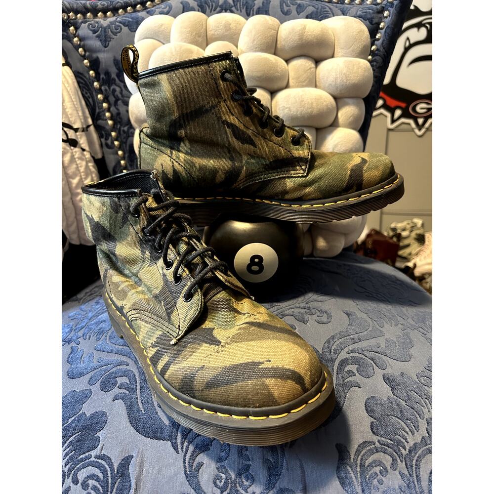 Dr Martens Cerren Camo Canvas Boots size 10/EU 42